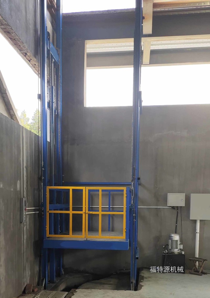 二層上貨專用導軌式升降機